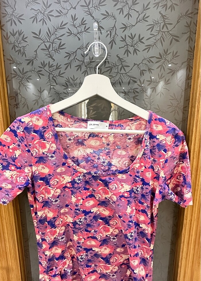 Çiçekli hamile elbisesi - Görsel 2