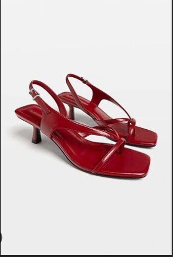 Stradivarius koyu kırmızı ayakkabı