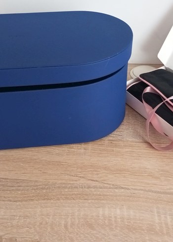 Beden Dyson Mavi Saç Şekillendirici ve Fermuarlı Kılıf