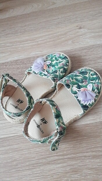 H&M kız çocuk sandalet