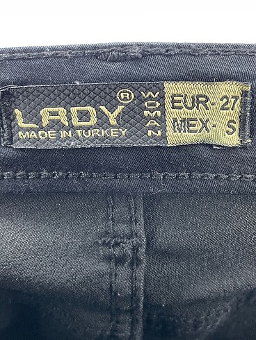 27 Beden siyah Renk Vintage Love Jean / Kot %70 İndirimli.