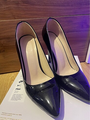 Diğer Stiletto
