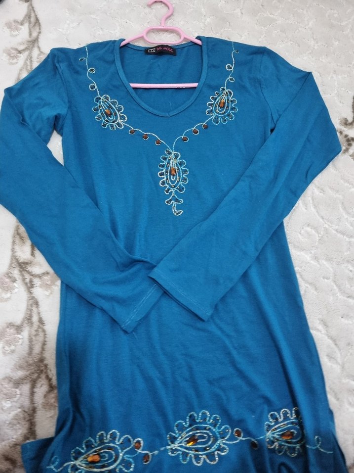 Boncuk İşlemeli Turkuaz Kadın Bluz - Görsel 2