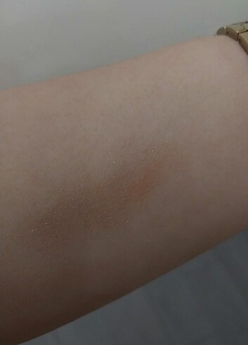 Farmasi Toz Göz Farı - Görsel 4