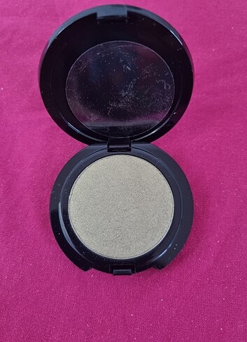 Farmasi Toz Göz Farı - Görsel 3