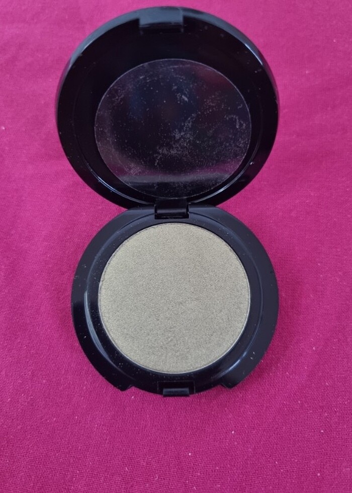 Farmasi Toz Göz Farı - Görsel 3