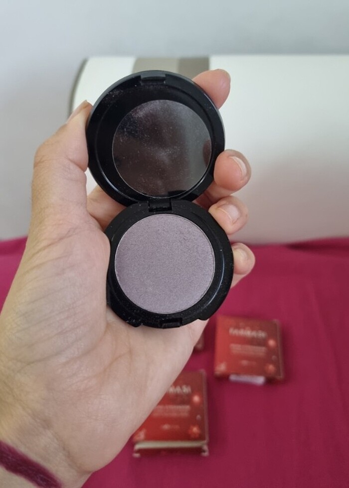 Farmasi Toz Göz Farı - Görsel 3