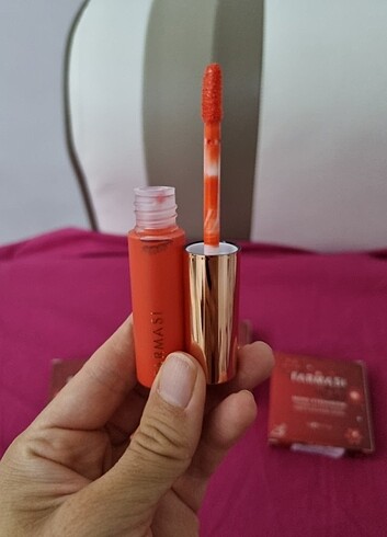 Farmasi Lipstick Ruj - Görsel 2