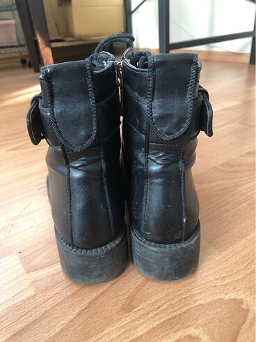 39 Beden bershka bot