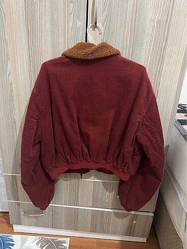 l Beden bordo Renk Pull and Bear kadife bomber ceket