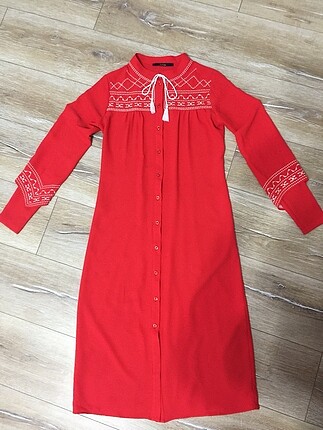 Tuğba Tunik