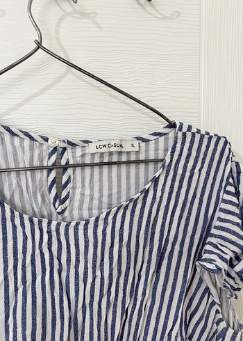 Çizgili Kısa Kollu Pilili Bluz - Görsel 2