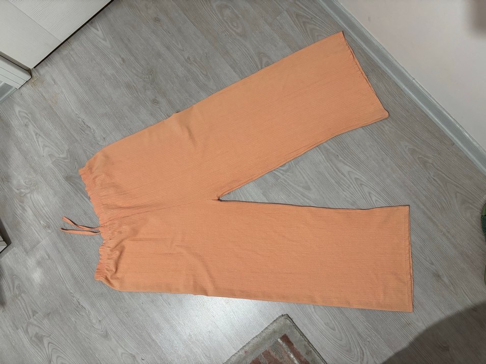 Kadın Bej Keten Pilili Bol Pantolon - Görsel 2