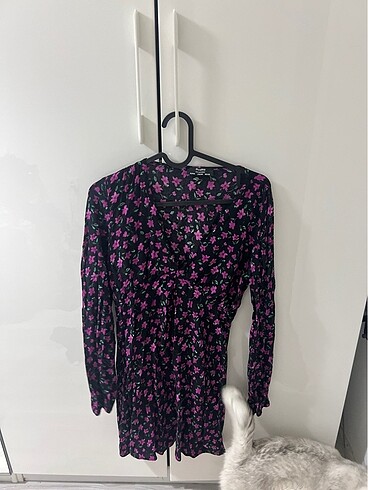 Bershka cicekli elbise