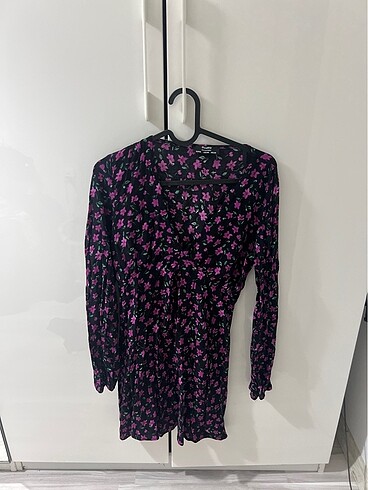 Bershka Bershka cicekli elbise