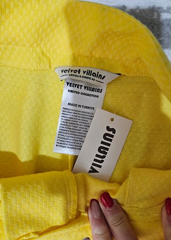 Sarı Düğmeli Kadın Midi Kumaş Pantolon - Görsel 2