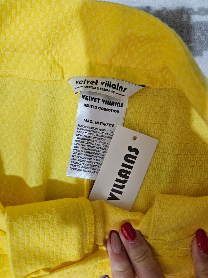 Sarı Düğmeli Kadın Midi Kumaş Pantolon - Görsel 2