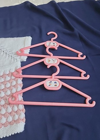 1.5 yas Nakışlı Beyaz Örgü Kız Hırka ve Bere askilar hediye - Görsel 3