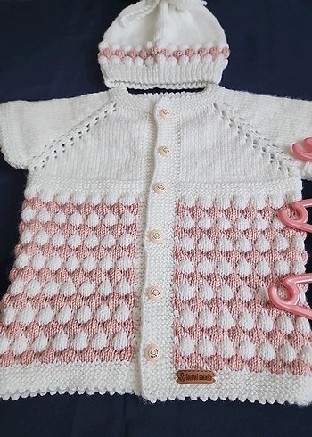 1.5 yas Nakışlı Beyaz Örgü Kız Hırka ve Bere askilar hediye - Görsel 2