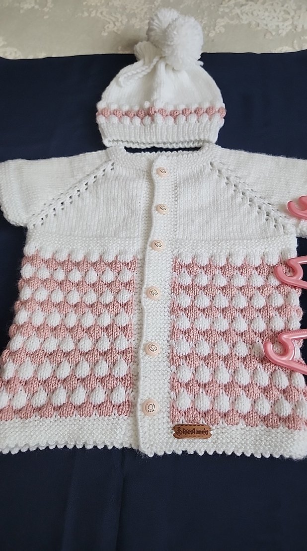 1.5 yas Nakışlı Beyaz Örgü Kız Hırka ve Bere askilar hediye - Görsel 2