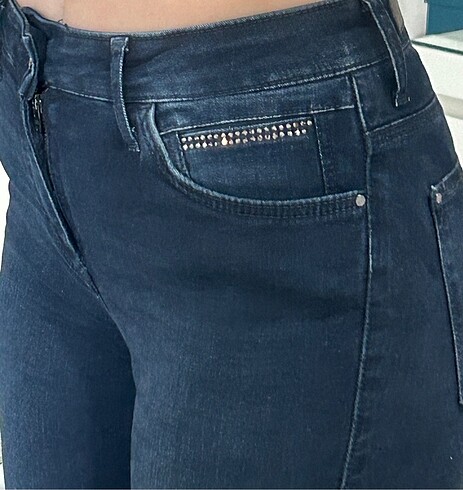 Mavi Jeans