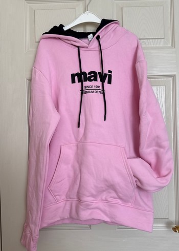 Kadın Pembe Kapüşonlu Sweatshirt Mavi Baskılı - Görsel 2
