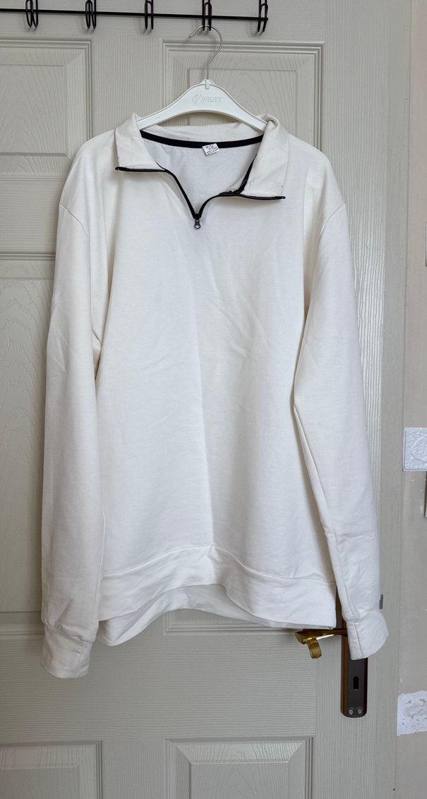 Kadın Beyaz Yarım Fermuarlı Sweatshirt - Görsel 2