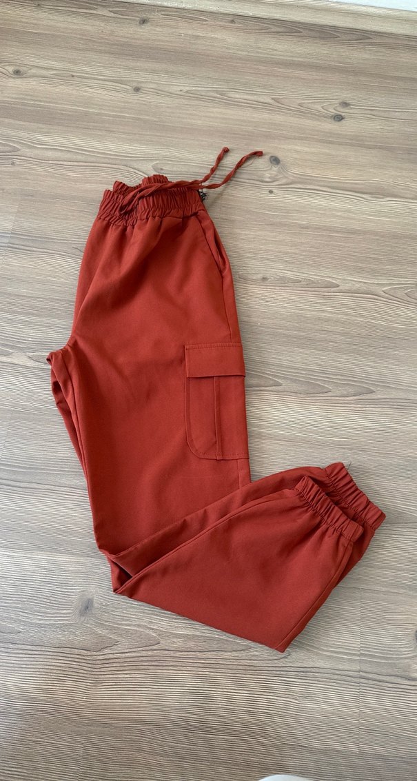 Kadın Koyu Kırmızı Rahat Kesim Kumaş Pantolon - Görsel 2