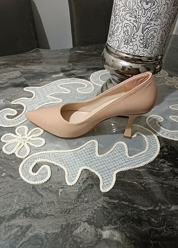 38 Beden Stiletto