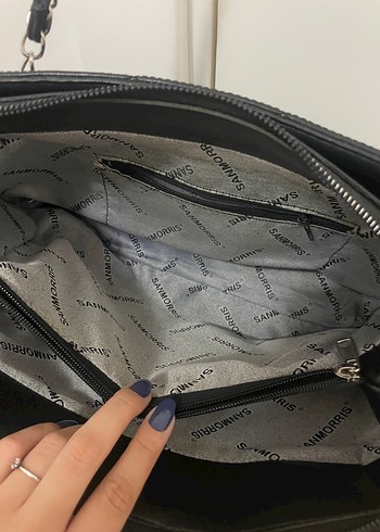 Zara Zincir Detaylı Siyah Deri Kadın Çanta