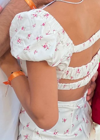 Stradivarius Çiçek Desenli Mini Beyaz Kadın Elbise