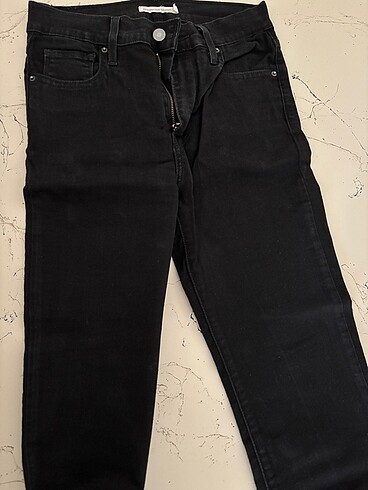 26 Beden Levis Orjinal Pantolon