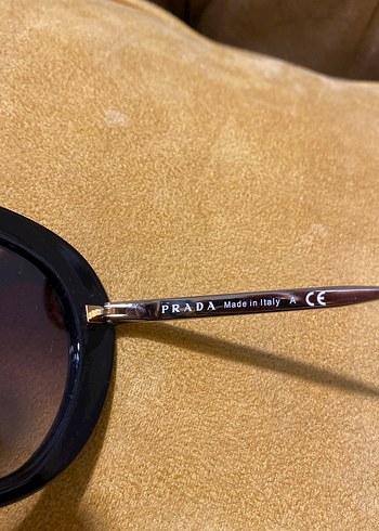 Prada güneş gözlüğü - Görsel 3