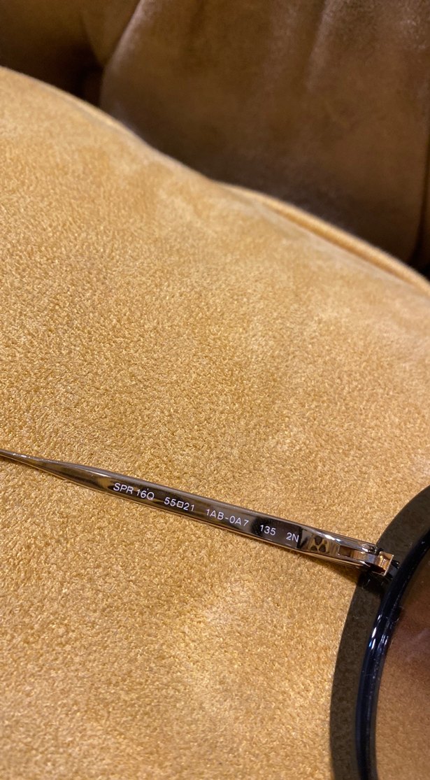 Prada güneş gözlüğü - Görsel 4