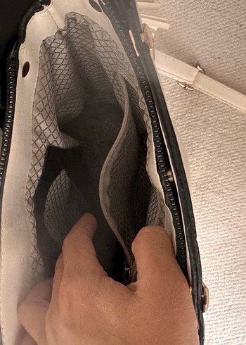 Beyaz Deri Püsküllü Kadın Çanta - Görsel 6