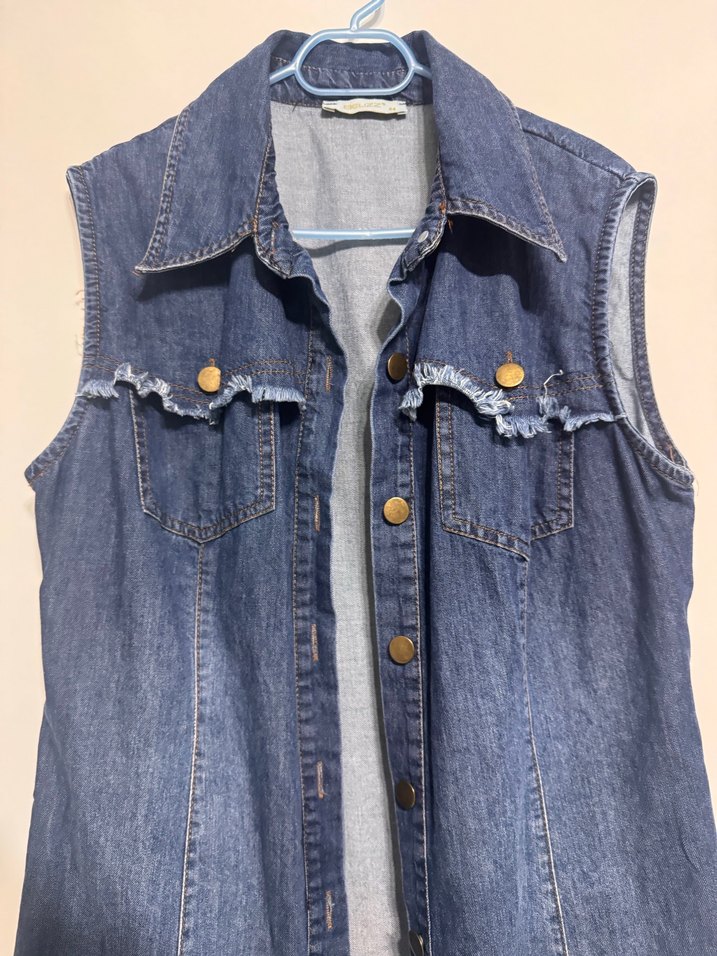 Düğmeli Kolsuz Mavi Denim Midi Yelek - Görsel 3