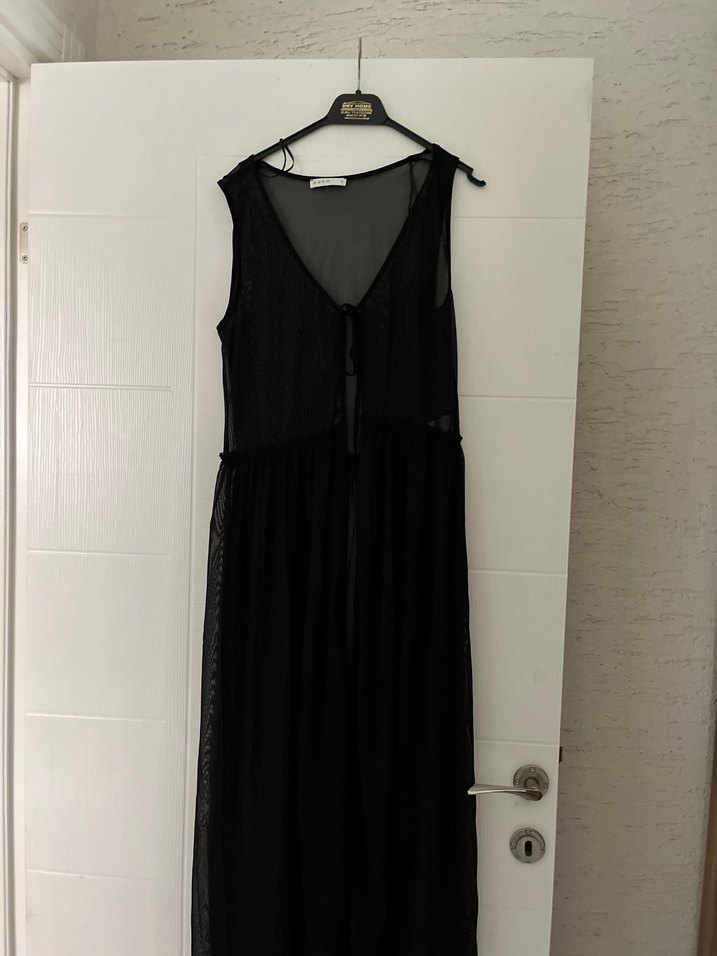 Siyah V Yakalı Midi Uzunlukta Kolsuz Elbise - Görsel 2