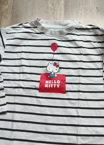 Uzun Kollu Beyaz Çizgili Hello Kitty Tişört - Görsel 2