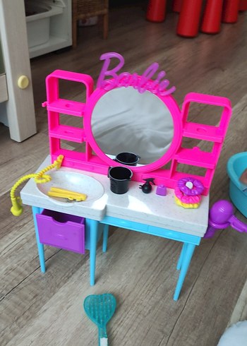 Beden Barbie Temalı Çocuk Makyaj seti