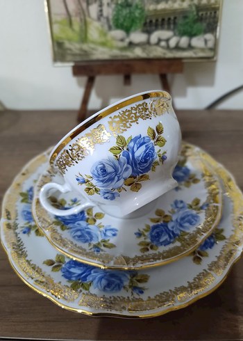 American Vintage Mavi Çiçek Desenli Porselen Fincan Takımı