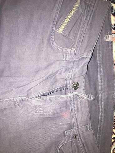 42 Beden Levis marka füme pantolon