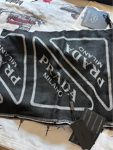 Prada atkı - Görsel 5