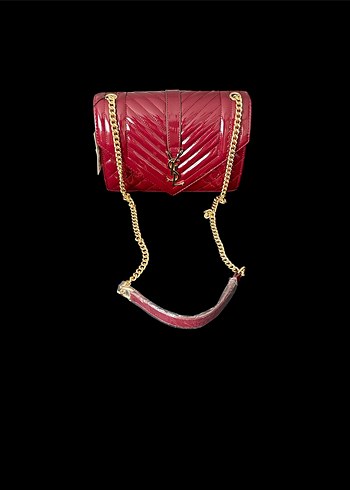 Kırmızı Parlak Yılan Derisi Desenli Zincir Detaylı Çanta - Görsel 3