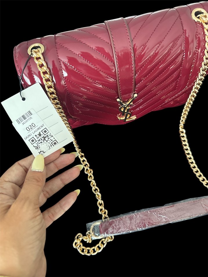 Kırmızı Parlak Yılan Derisi Desenli Zincir Detaylı Çanta - Görsel 2