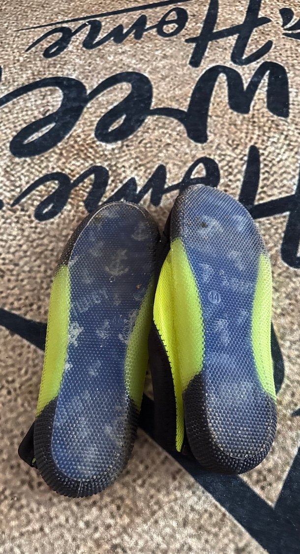 Erkek Çocuk Sarı Siyah Cırtlı Terlik - Görsel 3