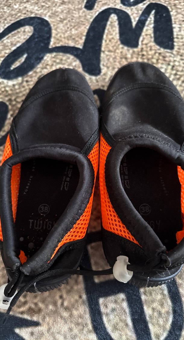 Turuncu Yılan Desenli Erkek Çocuk Terliği - Görsel 2