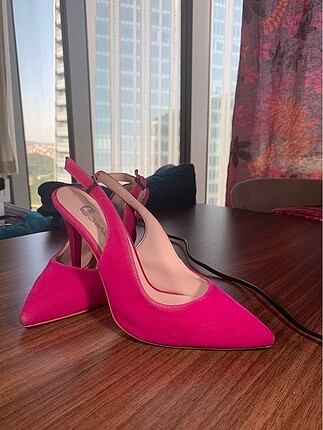 Pembe Stiletto