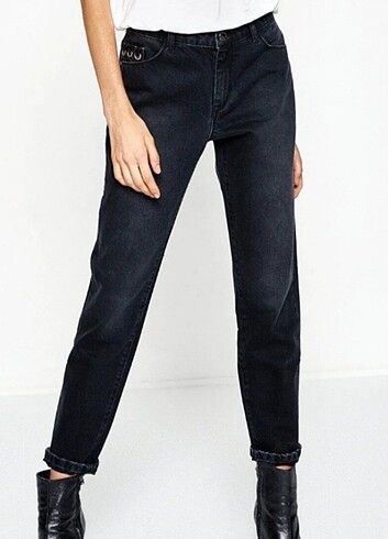 Siyah kot pantolon jeans