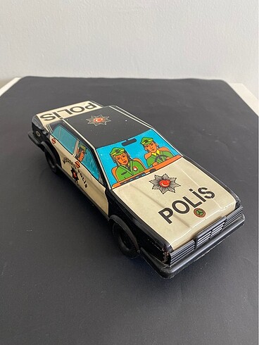  Beden Büyük boy Mercedes polis arabası teneke araba