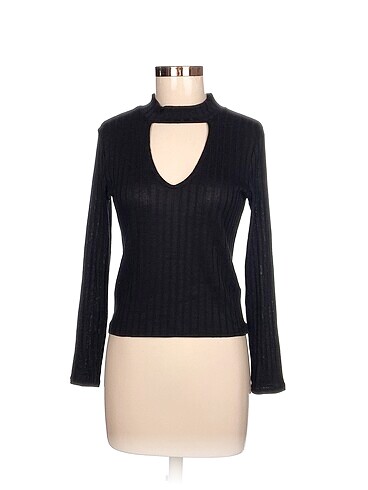H&M Bluz %70 İndirimli.